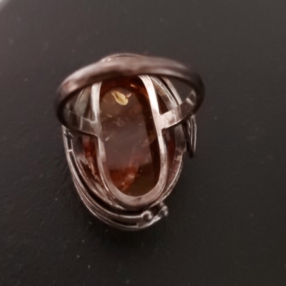 Sterling Silver Oval Amber Ring - Picture 5 of 8